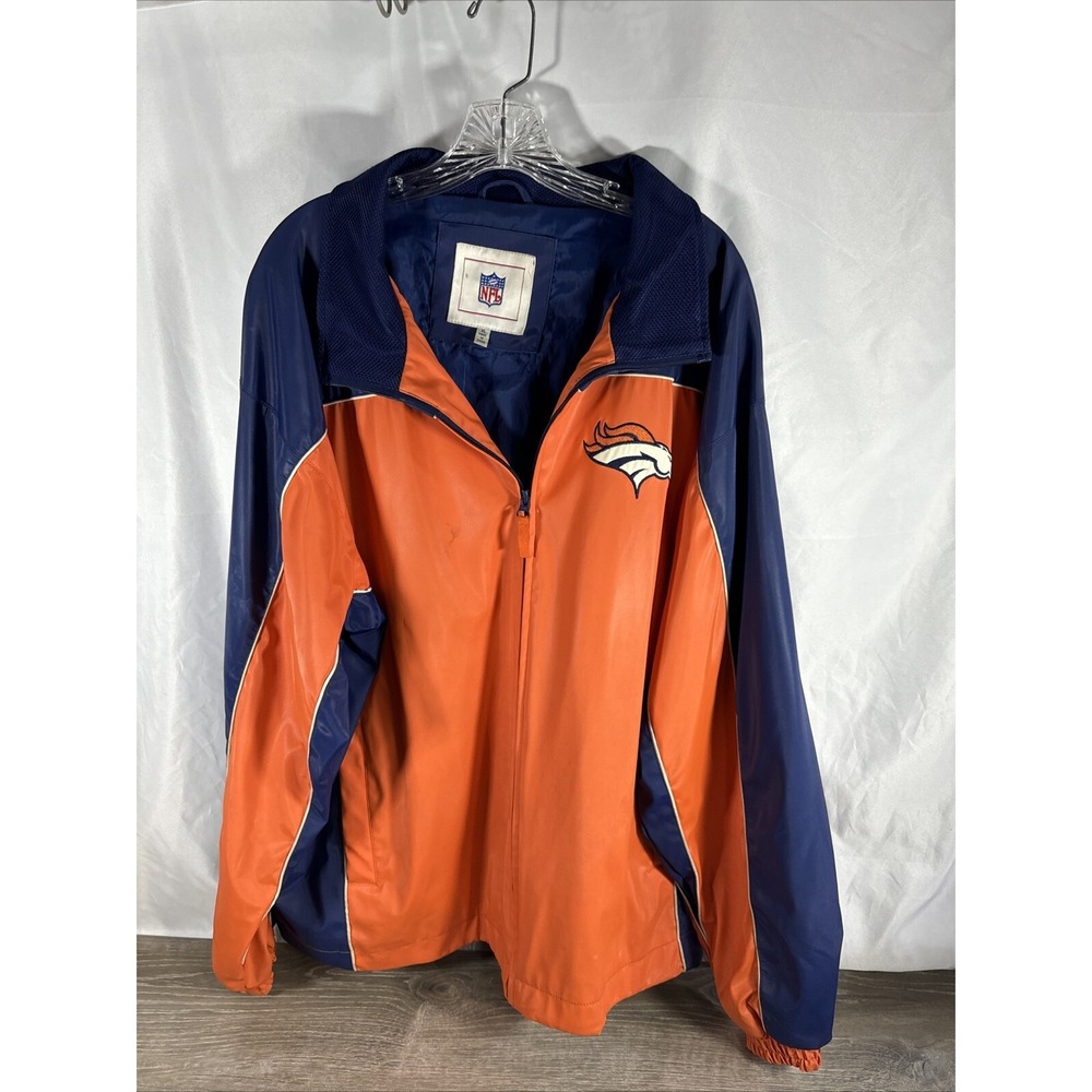 Vintage NFL Denver Broncos Zip Up Jacket • XL